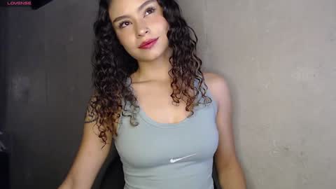 Snapshot of girlonhotflames chatting on 01-31-25, 09:48 LananaSofia and Boy online show from 01-31-25, 09:48