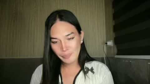 RHAINEEE online show from 07-15-26, 06:57