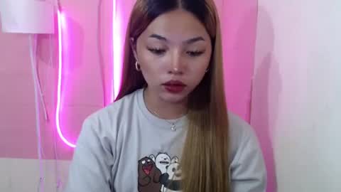 Rhaine online show from 03-02-25, 05:44