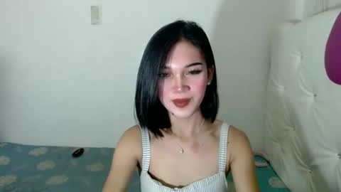 Snapshot of girlthatyouwantxx chatting on 09-12-25, 06:13 Divine online show from 09-12-25, 06:13