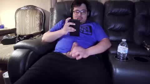 GirthySausage online show from 12-30-24, 05:37