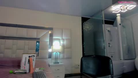 Snapshot of gisele_fox chatting on 03-05-25, 11:16 Gisel online show from 03-05-25, 11:16