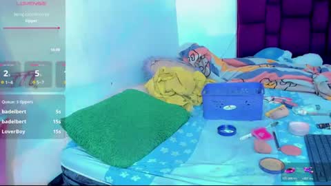 Snapshot of gisele_fox chatting on 07-28-26, 07:39 Gisel online show from 07-28-26, 07:39