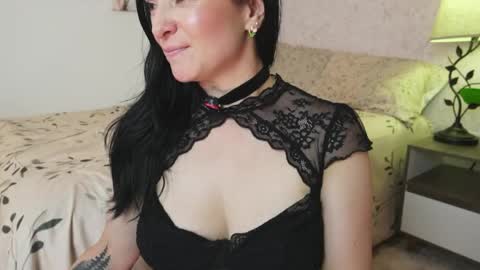 Giselle online show from 05-13-26, 08:38
