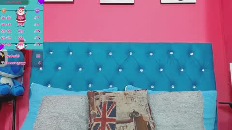 Gissell Saenz online show from 12-22-24, 02:38