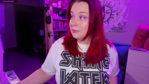 Snapshot of gitera_ chatting on 01-19-25, 08:30 AlexaMillis online show from 01-19-25, 08:30