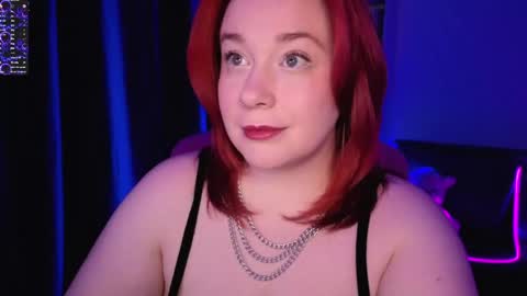 Snapshot of gitera_ chatting on 05-19-26, 09:43 AlexaMillis online show from 05-19-26, 09:43