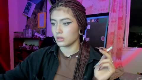 Giulietta online show from 12-17-24, 03:39