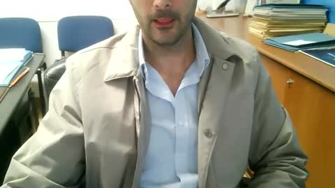 Snapshot of giuseppevai1 chatting on 10-15-25, 05:57 giuseppevai1 online show from 10-15-25, 05:57