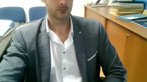 Snapshot of giuseppevai1 chatting on 10-20-25, 05:57 giuseppevai1 online show from 10-20-25, 05:57
