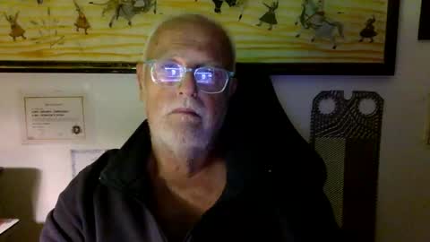 giutomma930394 online show from 05-17-26, 09:55