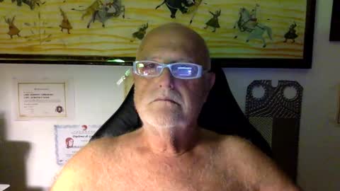 giutomma930394 online show from 05-31-26, 11:39