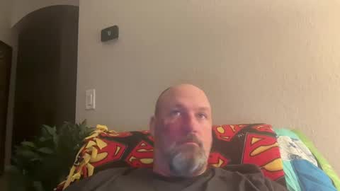 Snapshot of giveitup193 chatting on 01-04-25, 02:14 giveitup193 online show from 01-04-25, 02:14