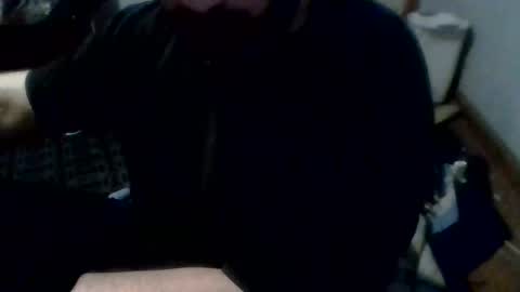 Snapshot of givr6inches chatting on 02-03-25, 11:05 e-Bizl online show from 02-03-25, 11:05