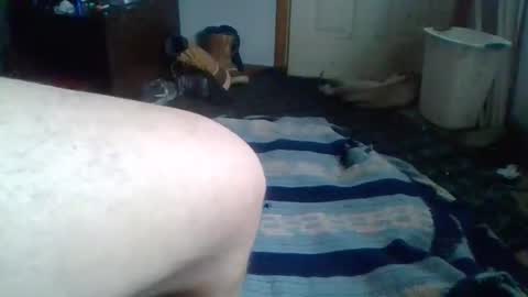 Snapshot of givr6inches chatting on 02-12-25, 07:13 e-Bizl online show from 02-12-25, 07:13