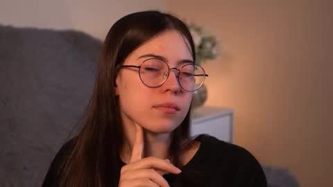 Agness online show from 02-05-26, 02:00