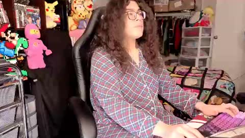 glaceon9 online show from 06-10-26, 10:30