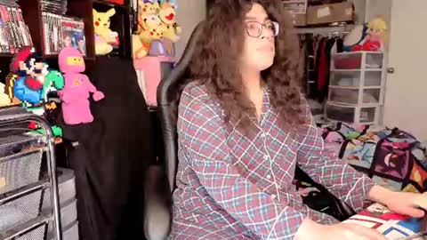 glaceon9 online show from 06-11-26, 02:00