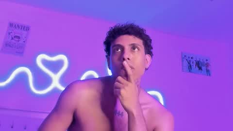 Snapshot of glader_guy chatting on 11-07-25, 11:16 only for you bby online show from 11-07-25, 11:16