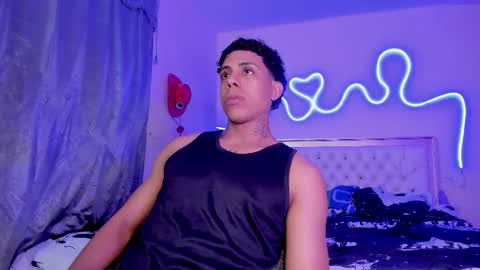 Snapshot of glader_guy chatting on 11-16-25, 08:47 only for you bby online show from 11-16-25, 08:47