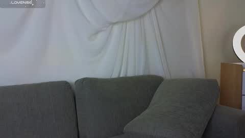 Snapshot of gladysacreman chatting on 02-20-25, 06:17 Michelle online show from 02-20-25, 06:17