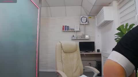       online show from 03-02-25, 06:37