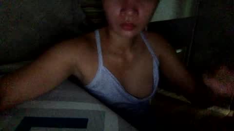 Snapshot of glamlgirl chatting on 10-28-25, 04:05 glamlgirl online show from 10-28-25, 04:05