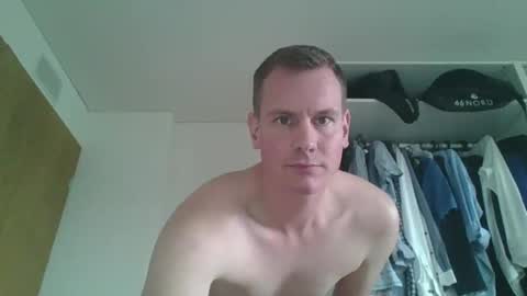 Snapshot of glen_1987 chatting on 12-13-24, 12:39 Mike 1987 online show from 12-13-24, 12:39