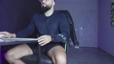 Matthew .. for short call me Matt online show from 01-12-26, 03:56