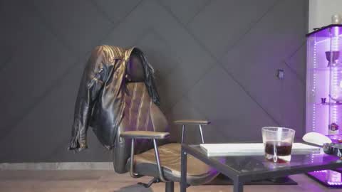 Matthew .. for short call me Matt online show from 03-09-26, 10:03