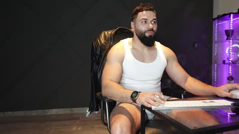 Matthew .. for short call me Matt online show from 03-28-26, 09:03