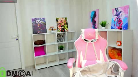glimmer_goddesss online show from 11-23-25, 09:20