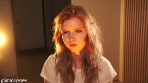 Snapshot of glimmerwave chatting on 03-16-26, 06:23 Gracia online show from 03-16-26, 06:23