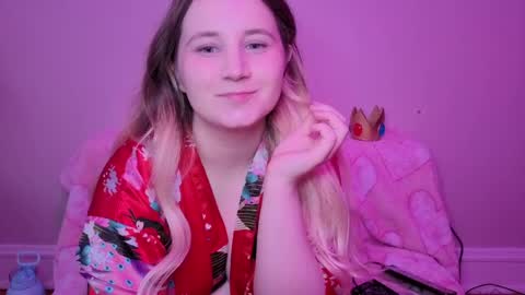 Glitch online show from 04-19-26, 11:09