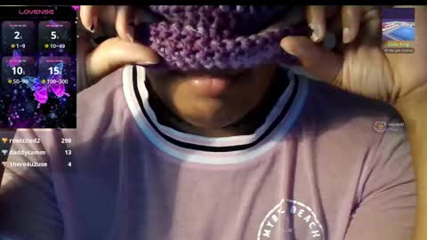 Snapshot of glitter_bunny chatting on 09-26-25, 12:58 glitter_bunny online show from 09-26-25, 12:58