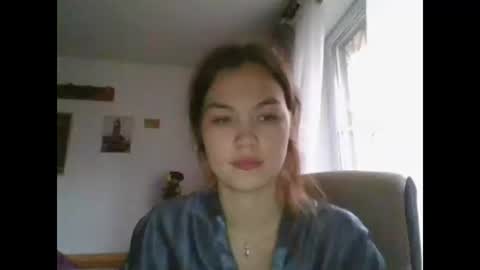 Snapshot of glitter_doll chatting on 03-04-25, 11:19 glitter_doll online show from 03-04-25, 11:19