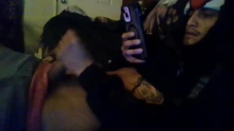 Snapshot of glly555 chatting on 11-25-25, 01:44 glly555 online show from 11-25-25, 01:44