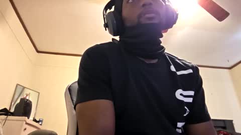 glomightyj online show from 04-28-26, 06:35