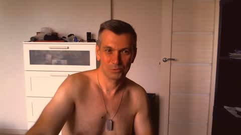 gloomy_doll online show from 07-30-26, 02:16