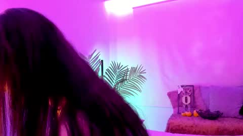 Mimi online show from 10-22-25, 07:02