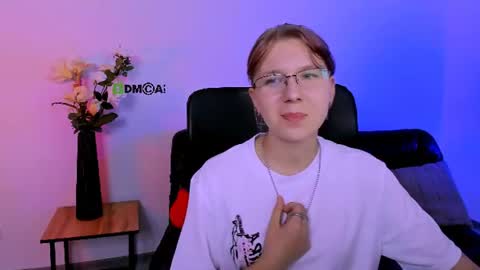 your dream  online show from 06-12-26, 06:51