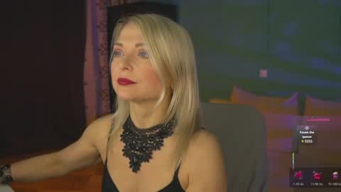 Snapshot of gloria_lovely chatting on 05-05-26, 11:18 Gloria online show from 05-05-26, 11:18