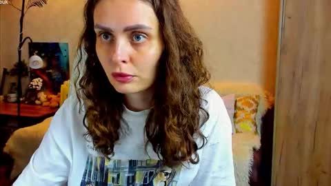 Gloria Wood online show from 10-15-25, 08:31