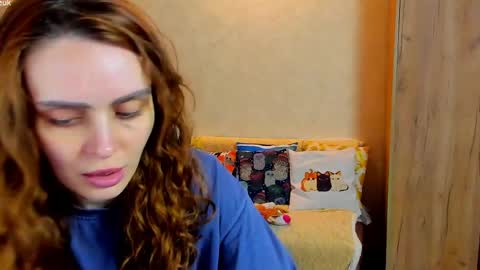 Gloria Wood online show from 04-06-26, 06:53