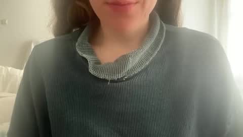 Gloria Pearl online show from 04-30-26, 08:53