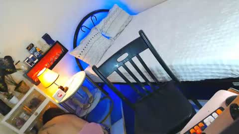 Snapshot of gloriousslutshay chatting on 07-18-26, 03:27 shy online show from 07-18-26, 03:27