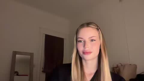 glow_angel online show from 01-21-25, 05:41