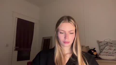 glow_angel online show from 01-22-25, 09:21