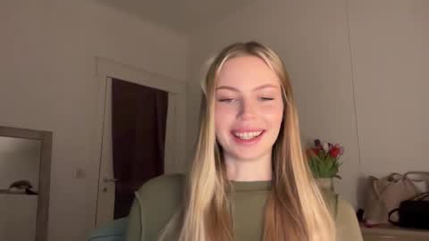 glow_angel online show from 01-28-25, 09:29