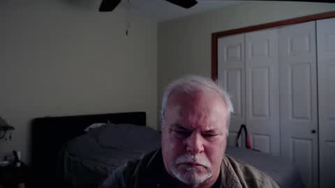Snapshot of gmctruckguy chatting on 05-02-26, 05:40 gmctruckguy online show from 05-02-26, 05:40